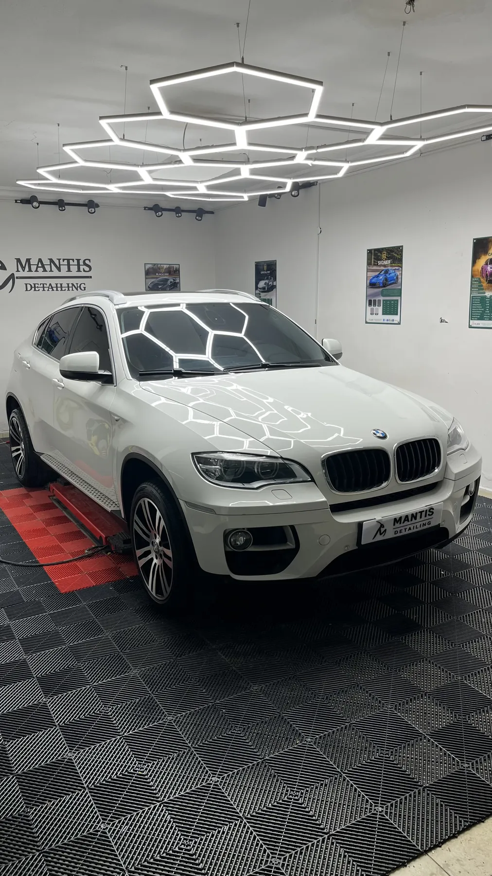 Mantis Detailing beyaz BMW uygulaması